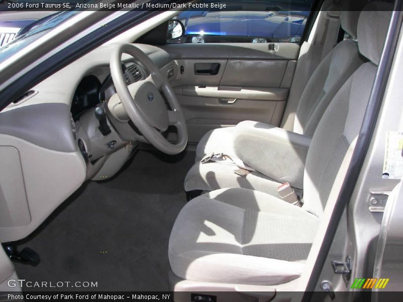 Arizona Beige Metallic / Medium/Dark Pebble Beige 2006 Ford Taurus SE