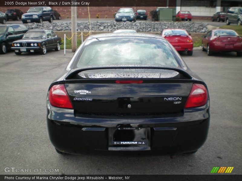 Black / Dark Slate Gray 2005 Dodge Neon SXT