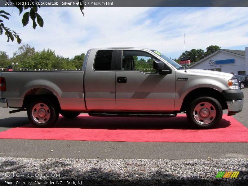 Silver Metallic / Medium Flint 2007 Ford F150 XL SuperCab