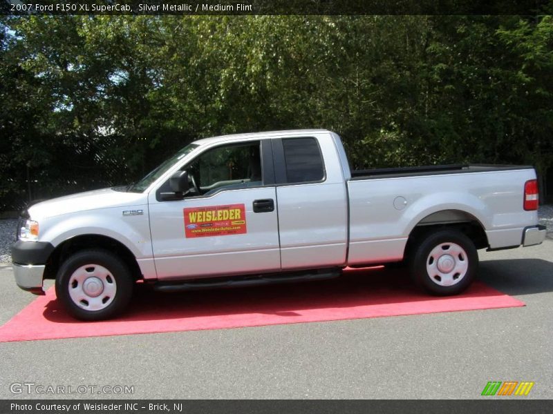 Silver Metallic / Medium Flint 2007 Ford F150 XL SuperCab