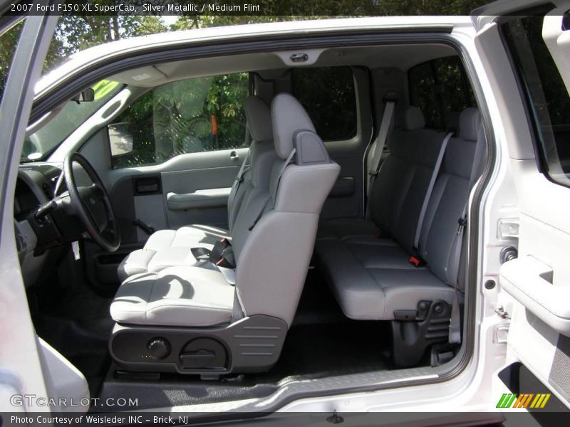 Silver Metallic / Medium Flint 2007 Ford F150 XL SuperCab
