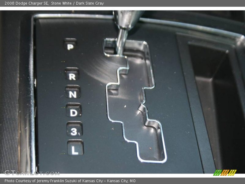 Stone White / Dark Slate Gray 2008 Dodge Charger SE