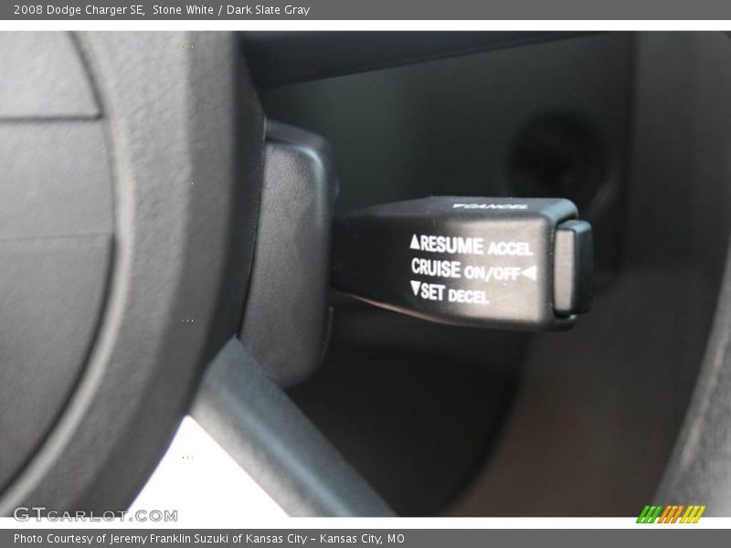 Stone White / Dark Slate Gray 2008 Dodge Charger SE