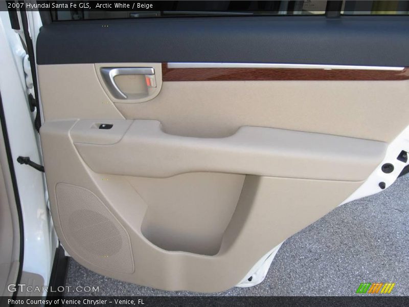 Arctic White / Beige 2007 Hyundai Santa Fe GLS