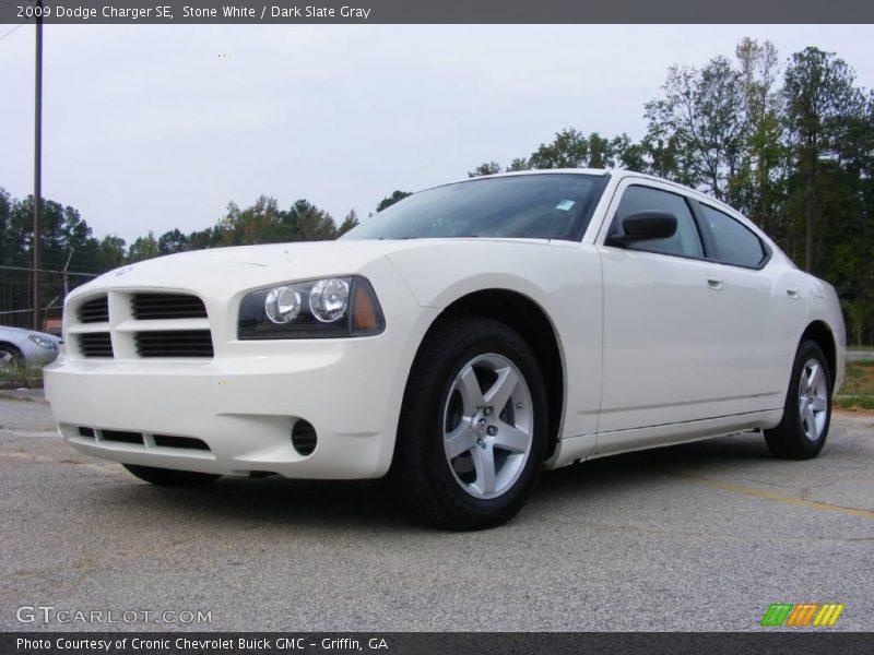 Stone White / Dark Slate Gray 2009 Dodge Charger SE