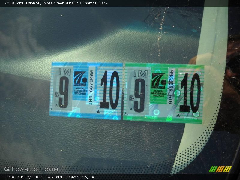 Moss Green Metallic / Charcoal Black 2008 Ford Fusion SE