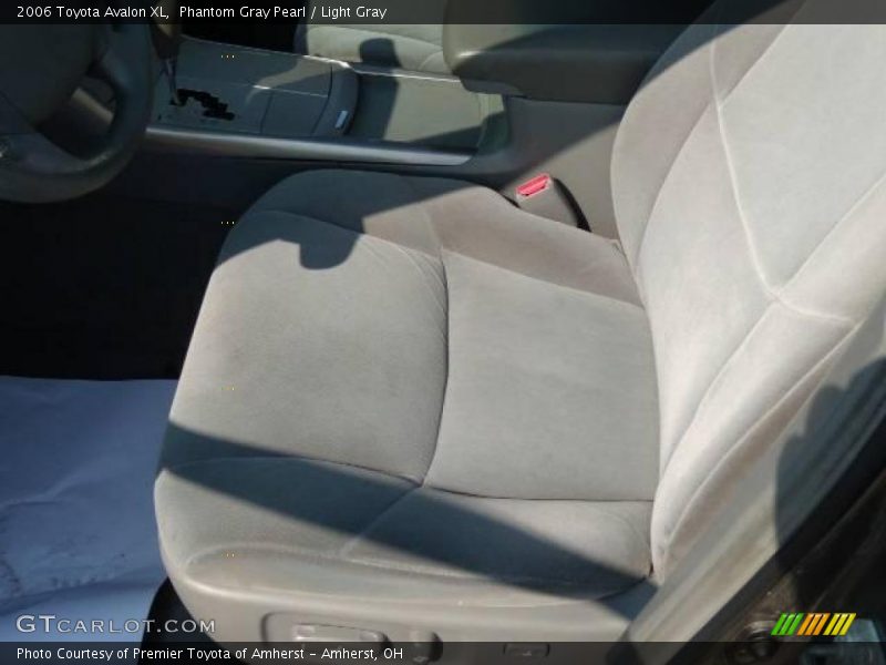 Phantom Gray Pearl / Light Gray 2006 Toyota Avalon XL