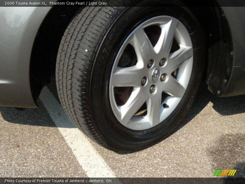 Phantom Gray Pearl / Light Gray 2006 Toyota Avalon XL