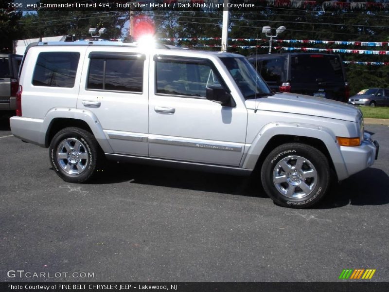 Bright Silver Metallic / Dark Khaki/Light Graystone 2006 Jeep Commander Limited 4x4