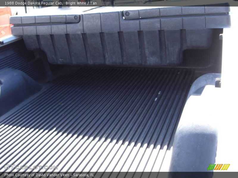 Bright White / Tan 1988 Dodge Dakota Regular Cab