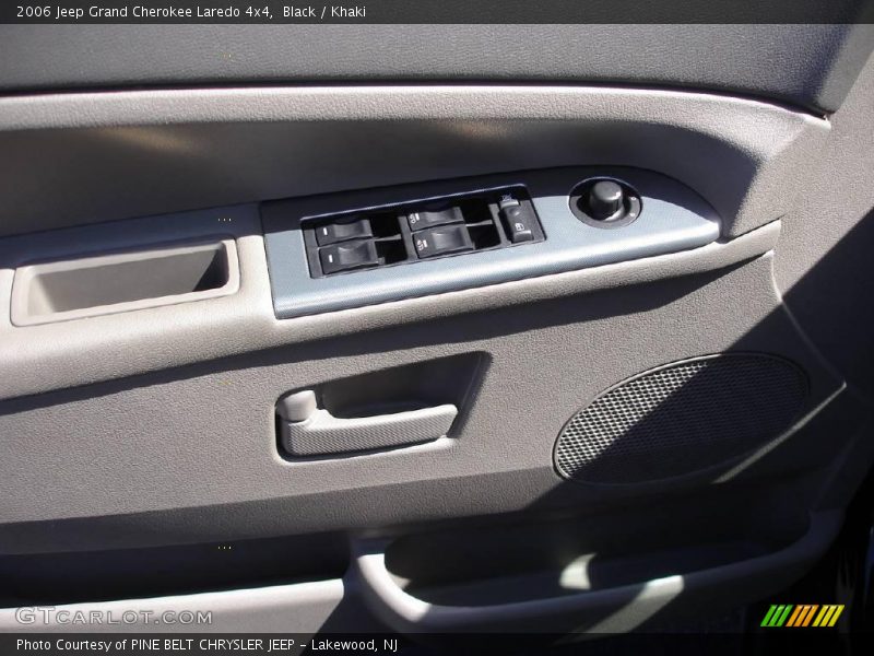 Black / Khaki 2006 Jeep Grand Cherokee Laredo 4x4