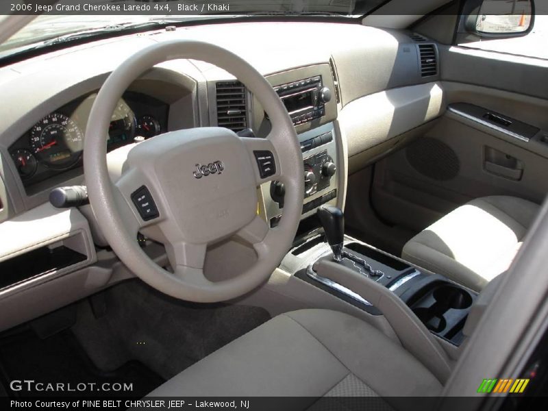 Black / Khaki 2006 Jeep Grand Cherokee Laredo 4x4