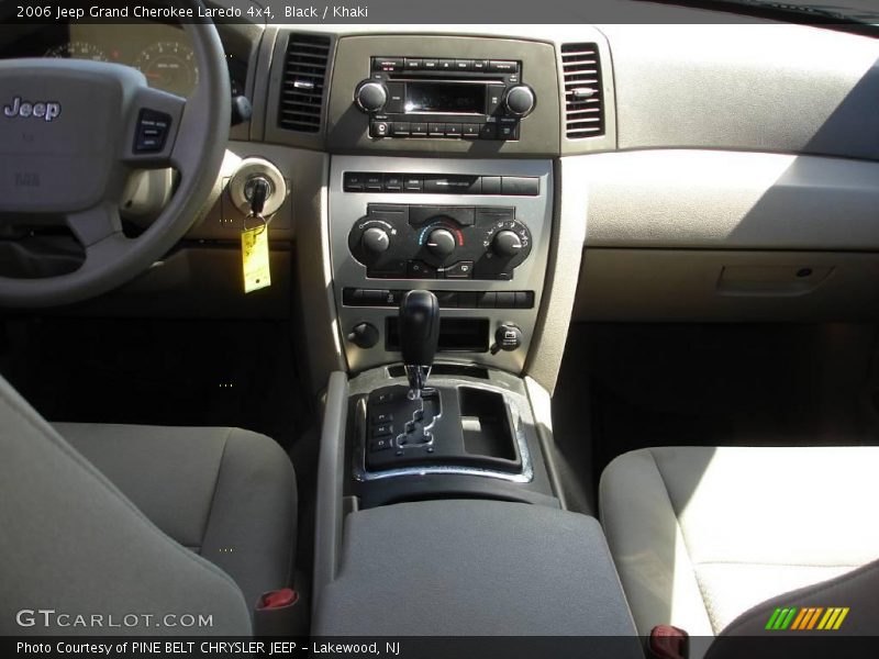 Black / Khaki 2006 Jeep Grand Cherokee Laredo 4x4