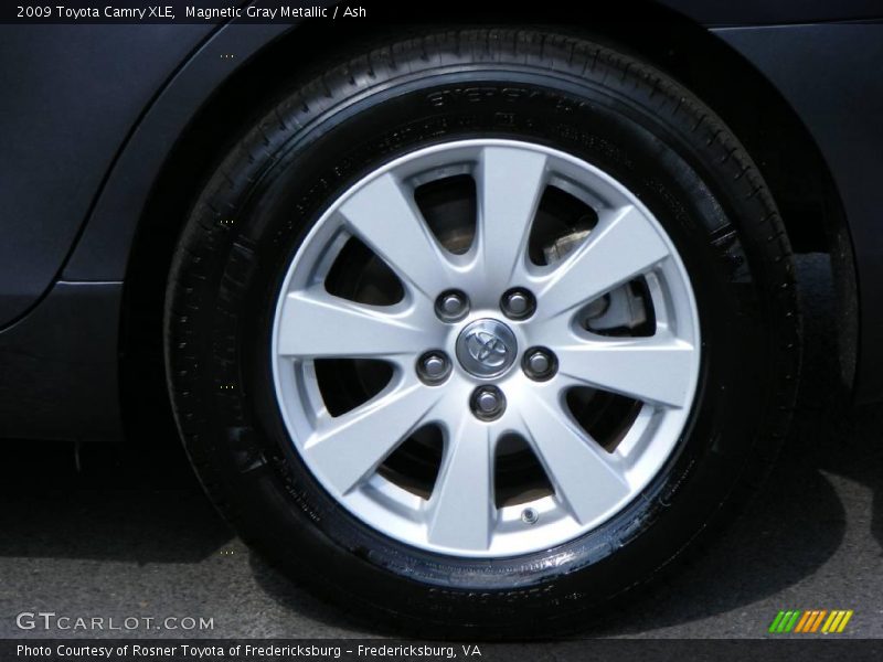 Magnetic Gray Metallic / Ash 2009 Toyota Camry XLE
