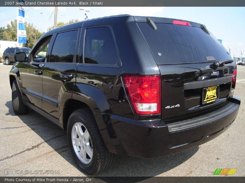 Black / Khaki 2007 Jeep Grand Cherokee Laredo 4x4
