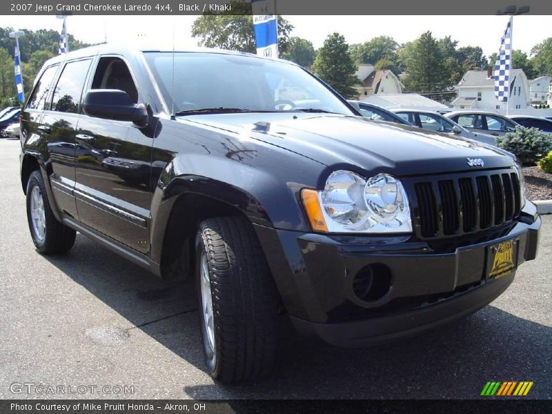 Black / Khaki 2007 Jeep Grand Cherokee Laredo 4x4