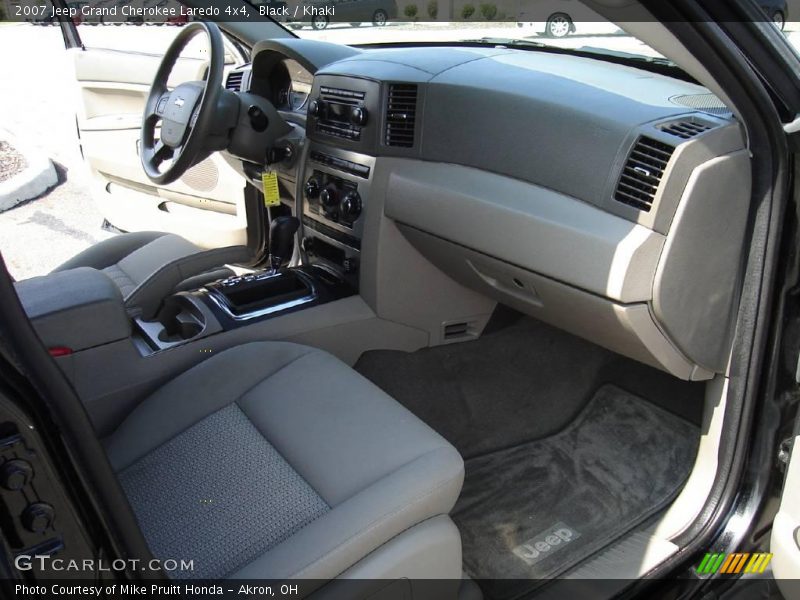 Black / Khaki 2007 Jeep Grand Cherokee Laredo 4x4