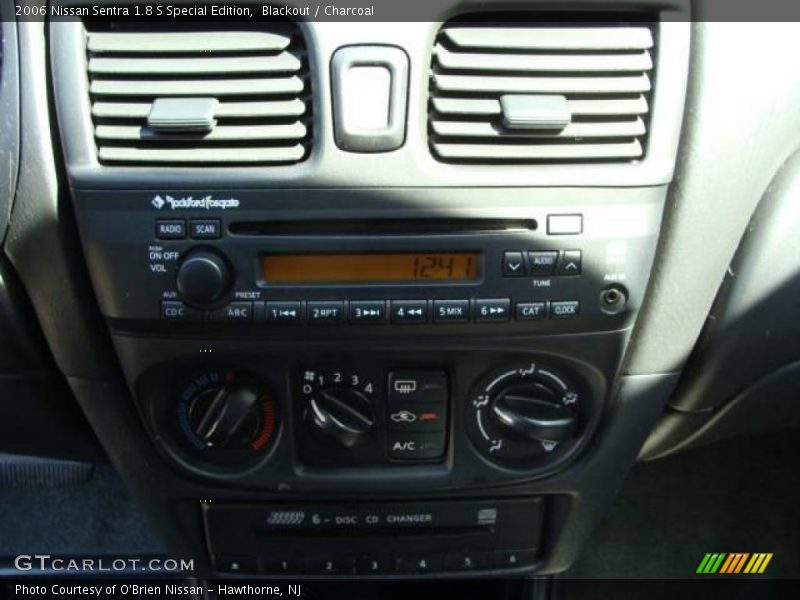 Blackout / Charcoal 2006 Nissan Sentra 1.8 S Special Edition