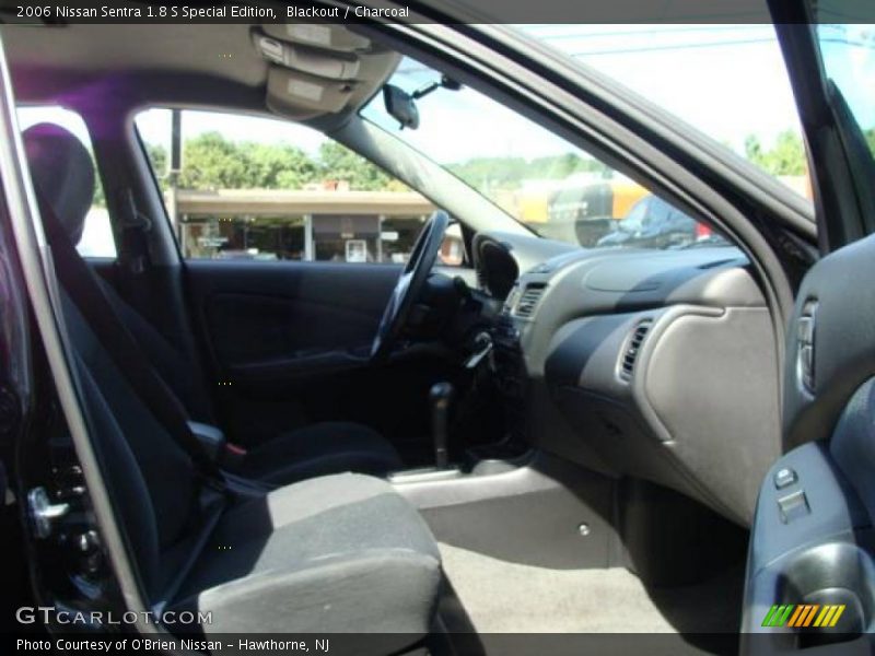 Blackout / Charcoal 2006 Nissan Sentra 1.8 S Special Edition