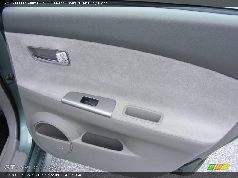 Mystic Emerald Metallic / Blond 2006 Nissan Altima 3.5 SE