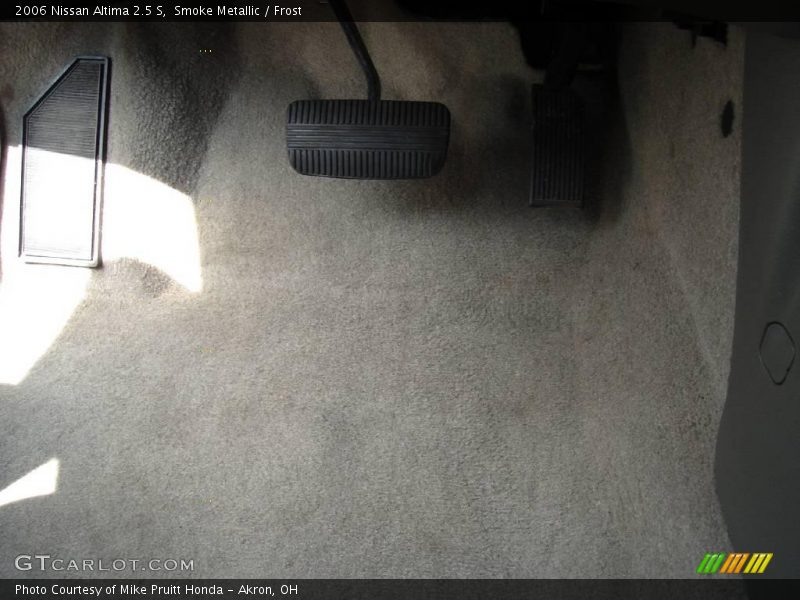 Smoke Metallic / Frost 2006 Nissan Altima 2.5 S