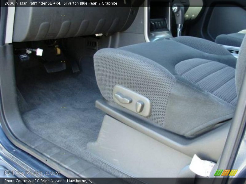 Silverton Blue Pearl / Graphite 2006 Nissan Pathfinder SE 4x4