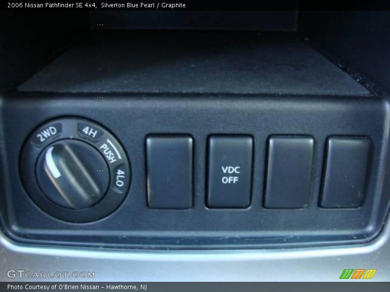 Silverton Blue Pearl / Graphite 2006 Nissan Pathfinder SE 4x4
