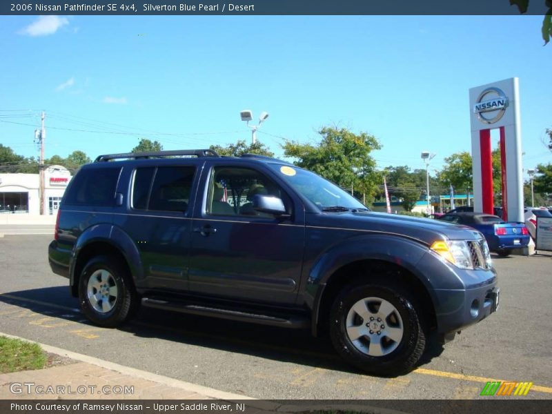 Silverton Blue Pearl / Desert 2006 Nissan Pathfinder SE 4x4