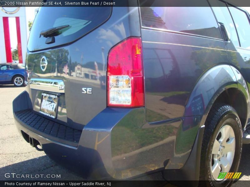 Silverton Blue Pearl / Desert 2006 Nissan Pathfinder SE 4x4