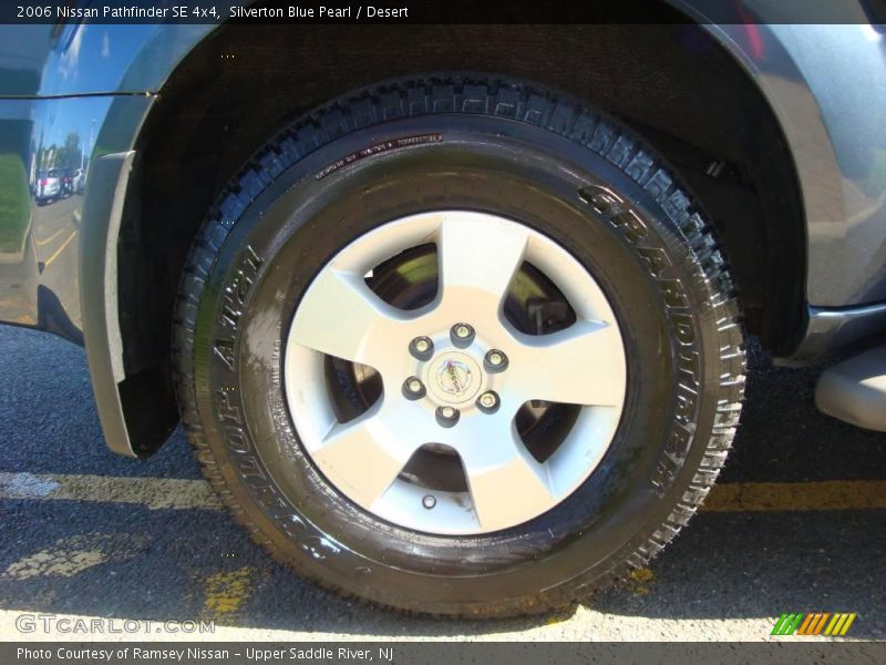 Silverton Blue Pearl / Desert 2006 Nissan Pathfinder SE 4x4