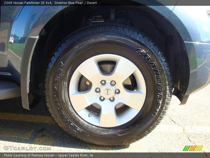 Silverton Blue Pearl / Desert 2006 Nissan Pathfinder SE 4x4