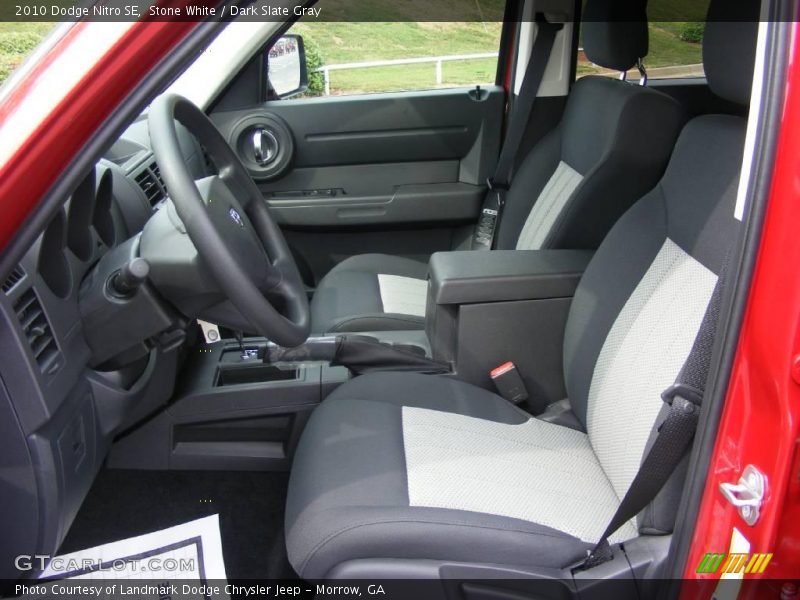Stone White / Dark Slate Gray 2010 Dodge Nitro SE