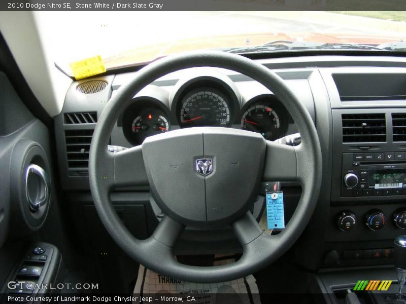 Stone White / Dark Slate Gray 2010 Dodge Nitro SE