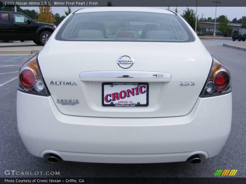Winter Frost Pearl / Frost 2009 Nissan Altima 2.5 S