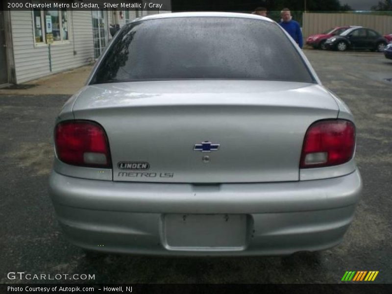 Silver Metallic / Gray 2000 Chevrolet Metro LSi Sedan