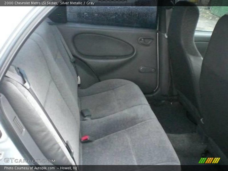 Silver Metallic / Gray 2000 Chevrolet Metro LSi Sedan