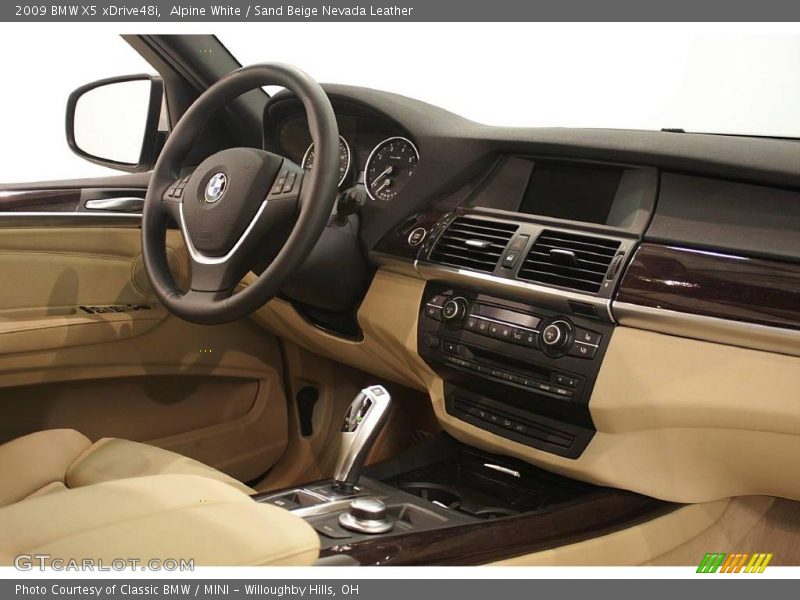 Alpine White / Sand Beige Nevada Leather 2009 BMW X5 xDrive48i