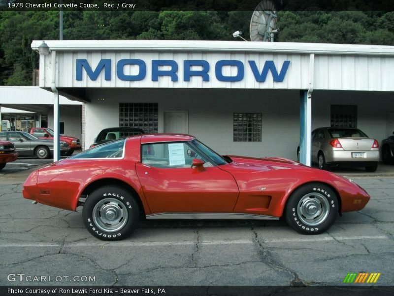 Red / Gray 1978 Chevrolet Corvette Coupe