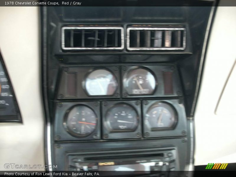 Red / Gray 1978 Chevrolet Corvette Coupe