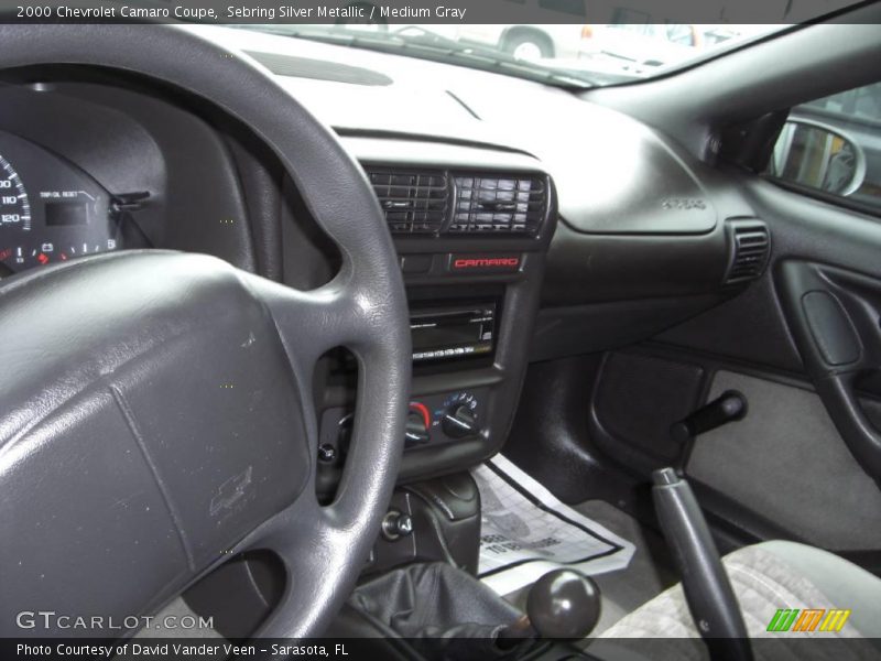 Sebring Silver Metallic / Medium Gray 2000 Chevrolet Camaro Coupe
