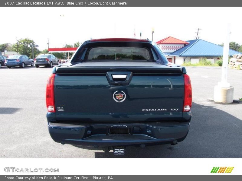 Blue Chip / Cocoa/Light Cashmere 2007 Cadillac Escalade EXT AWD