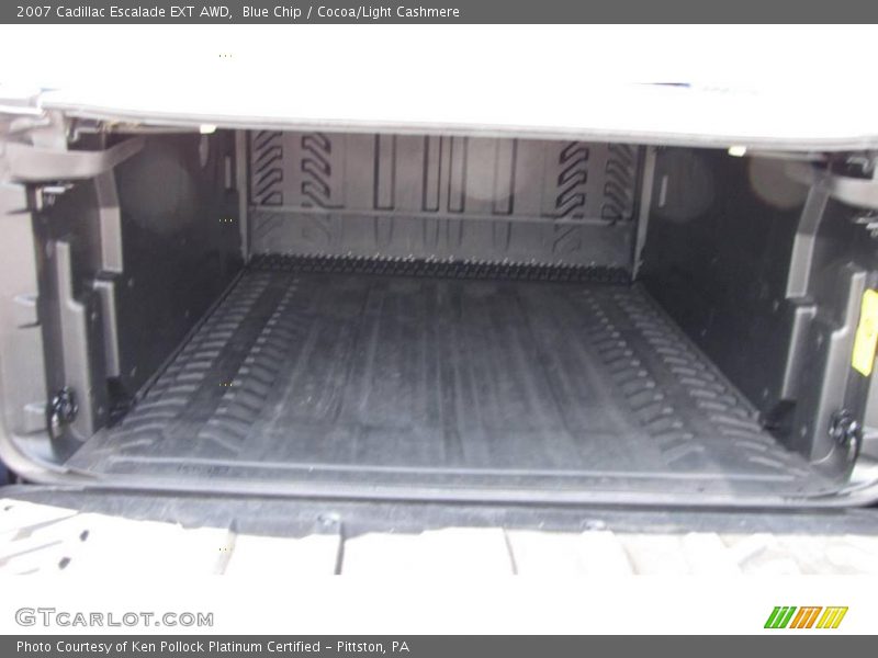 Blue Chip / Cocoa/Light Cashmere 2007 Cadillac Escalade EXT AWD