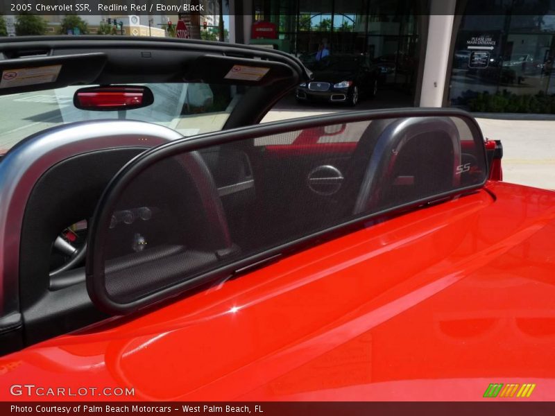 Redline Red / Ebony Black 2005 Chevrolet SSR