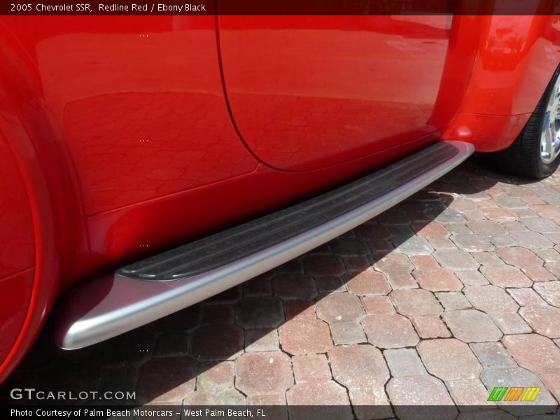 Redline Red / Ebony Black 2005 Chevrolet SSR