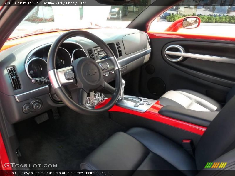 Redline Red / Ebony Black 2005 Chevrolet SSR