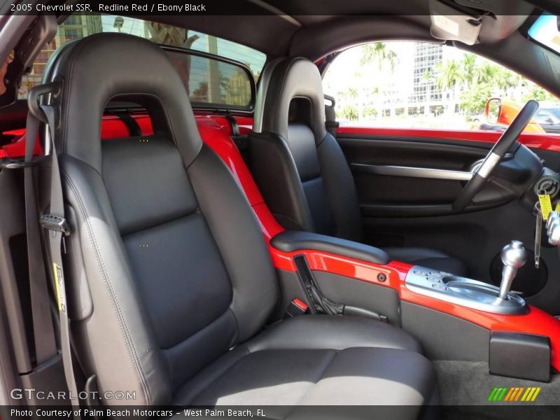 Redline Red / Ebony Black 2005 Chevrolet SSR