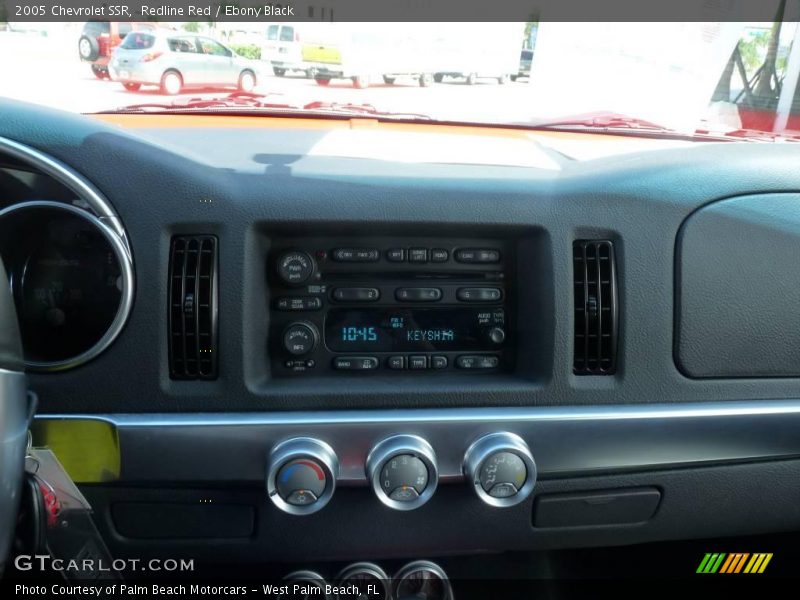 Redline Red / Ebony Black 2005 Chevrolet SSR
