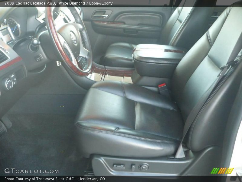 White Diamond / Ebony/Ebony 2009 Cadillac Escalade AWD