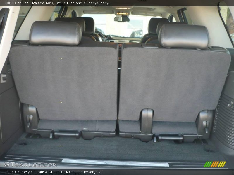 White Diamond / Ebony/Ebony 2009 Cadillac Escalade AWD