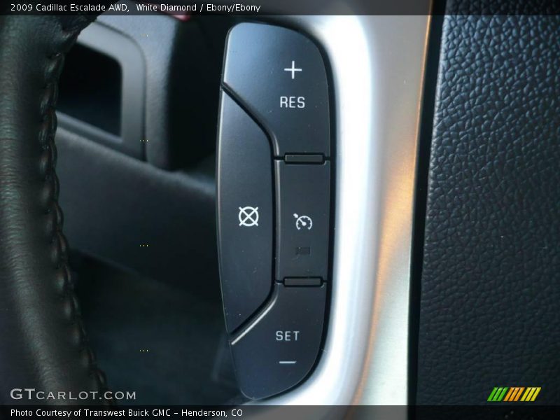 White Diamond / Ebony/Ebony 2009 Cadillac Escalade AWD